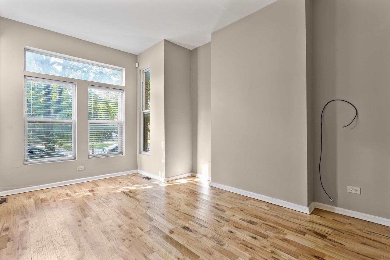 3344 W Fulton Blvd #1 - Photo 3 of 18