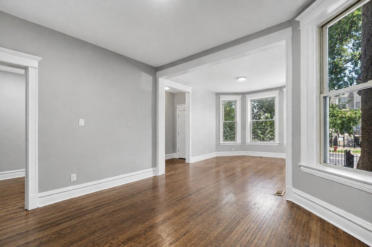4319 W Jackson Blvd #1 - Photo 7 of 17