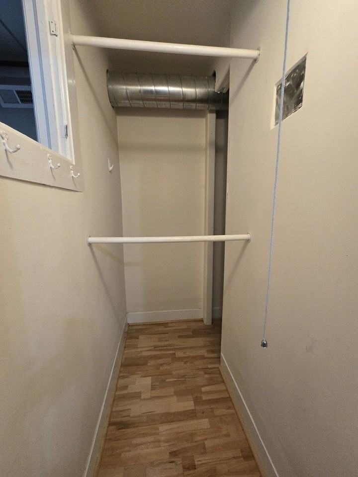 1736 W Beach Ave #G - Photo 5 of 7