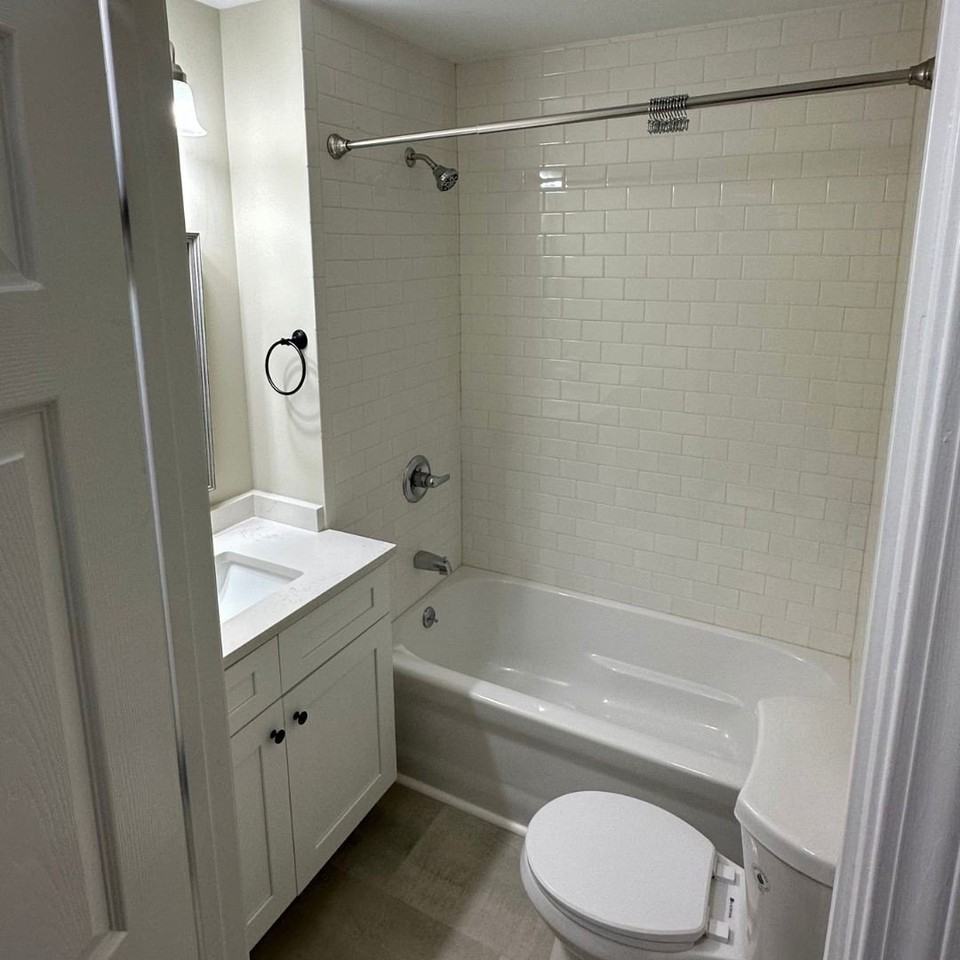 2690 Crosscreek Ct - Photo 7 of 13