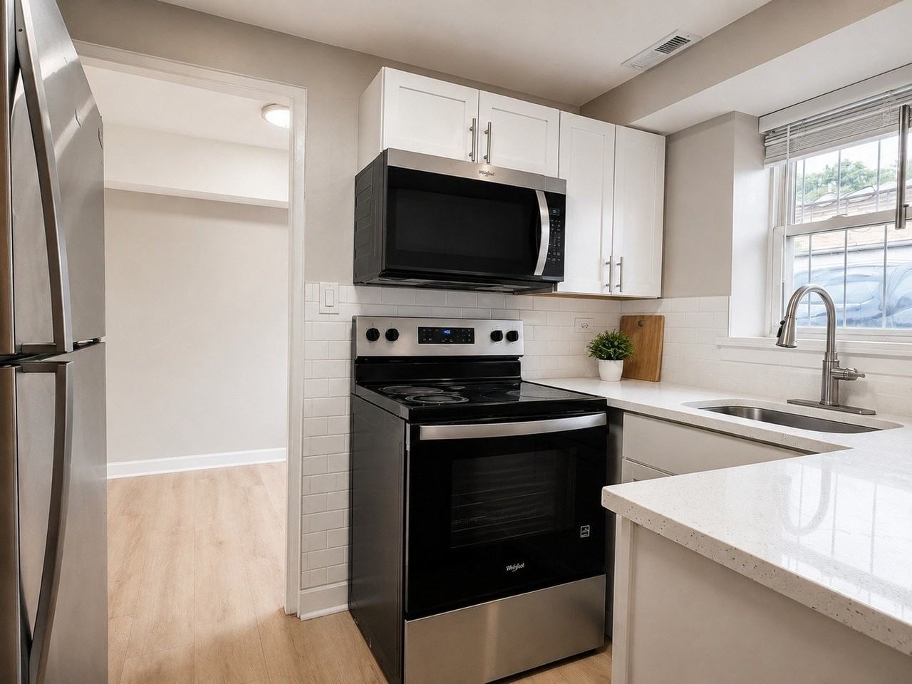 6019 N Fairfield Ave #G - Photo 5 of 9