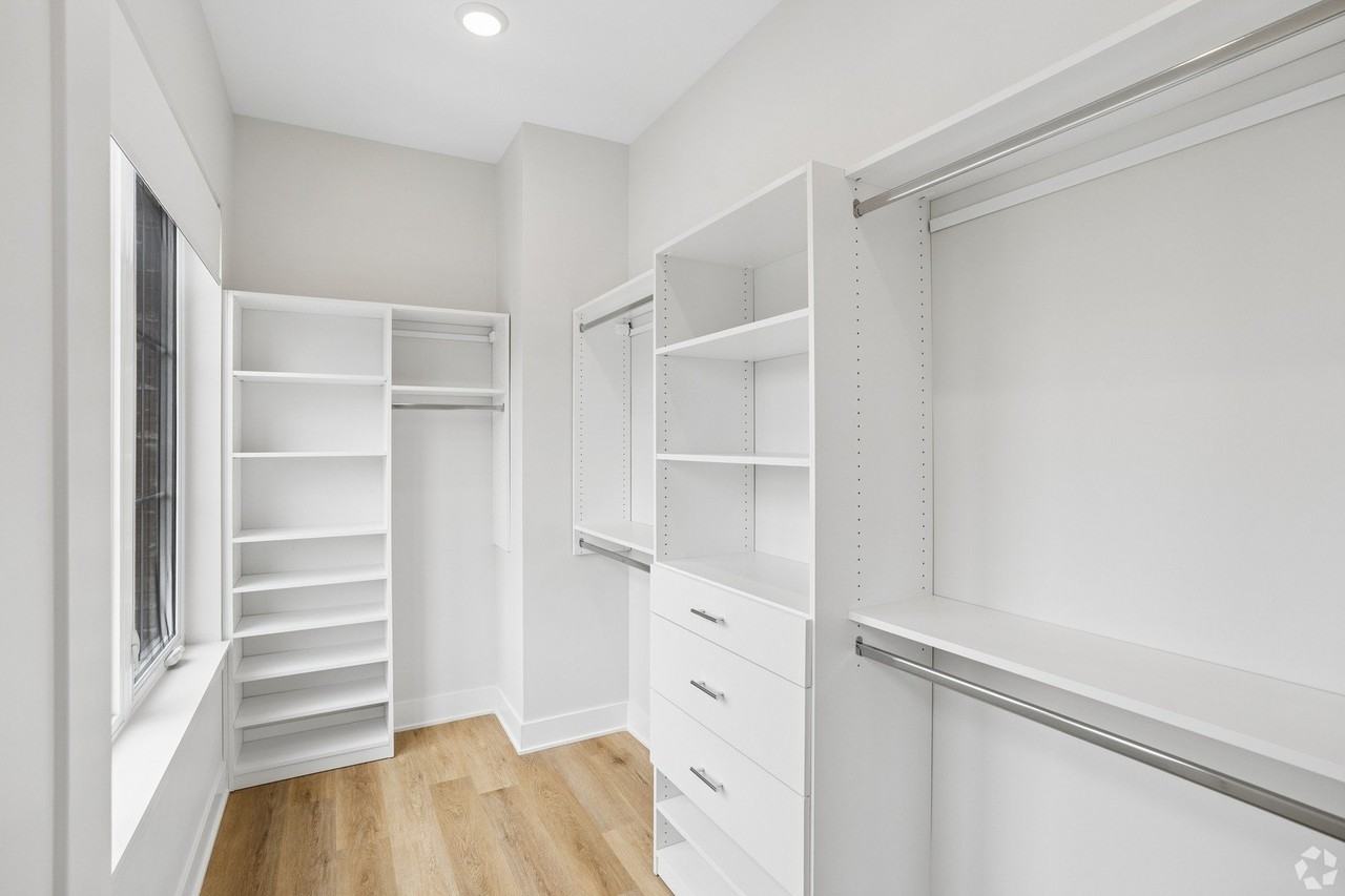 128 E State St #207 - Photo 4 of 5