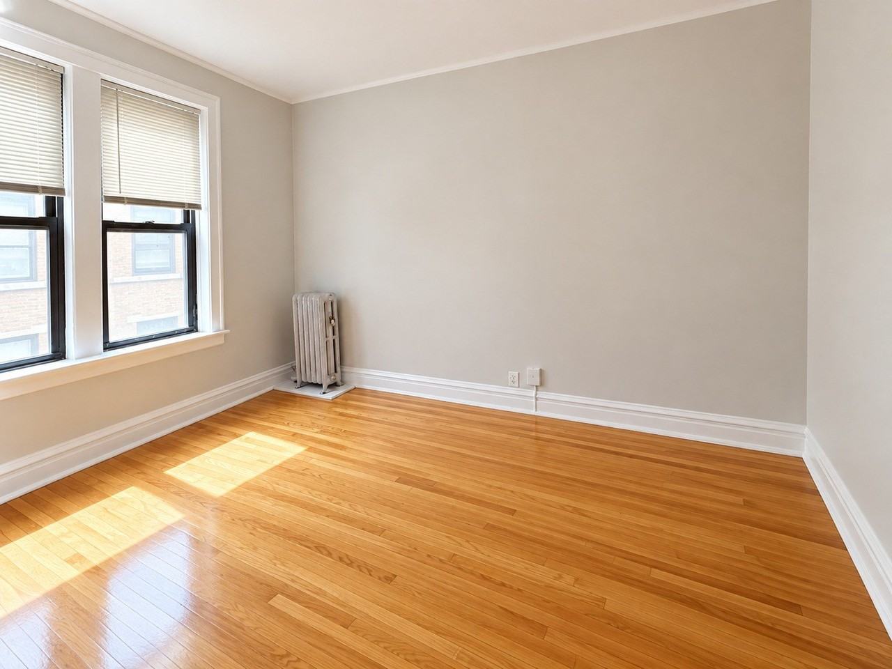 5453 S Everett Ave #1B - Photo 5 of 7