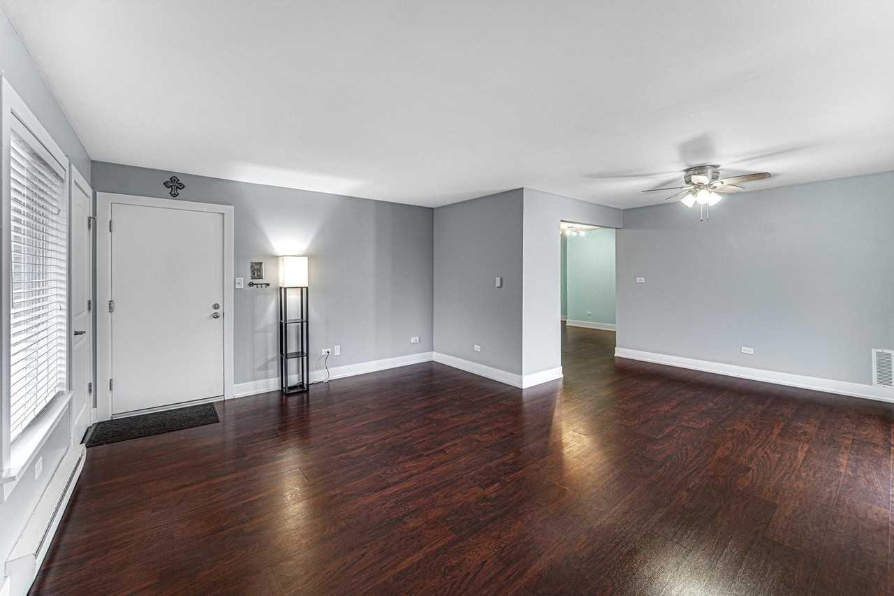 15830 Terrace Dr #RO3 - Photo 5 of 19