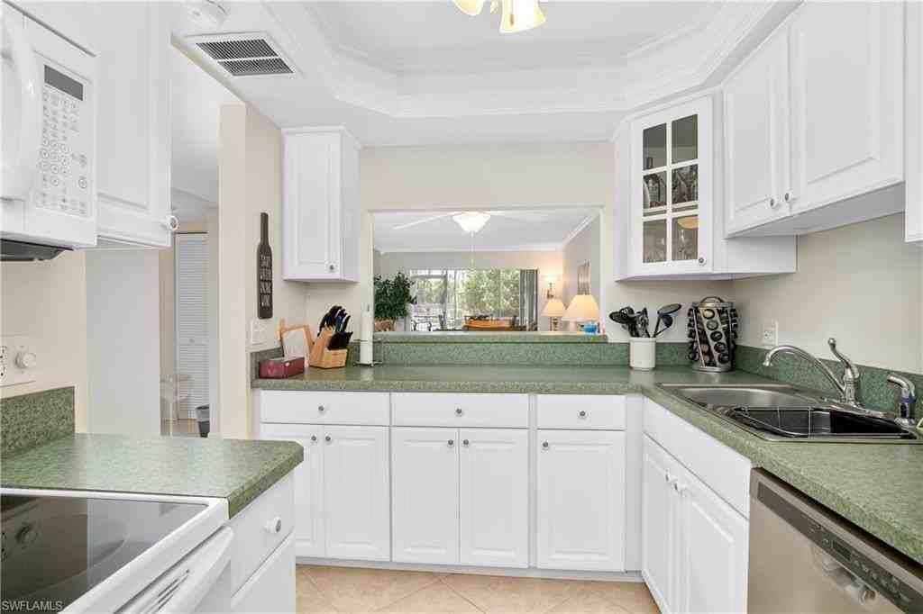 3100 Binnacle Dr #104 - Photo 4 of 16