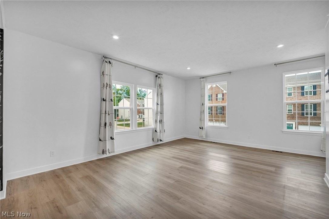 34566 Ethan Way - Photo 4 of 47