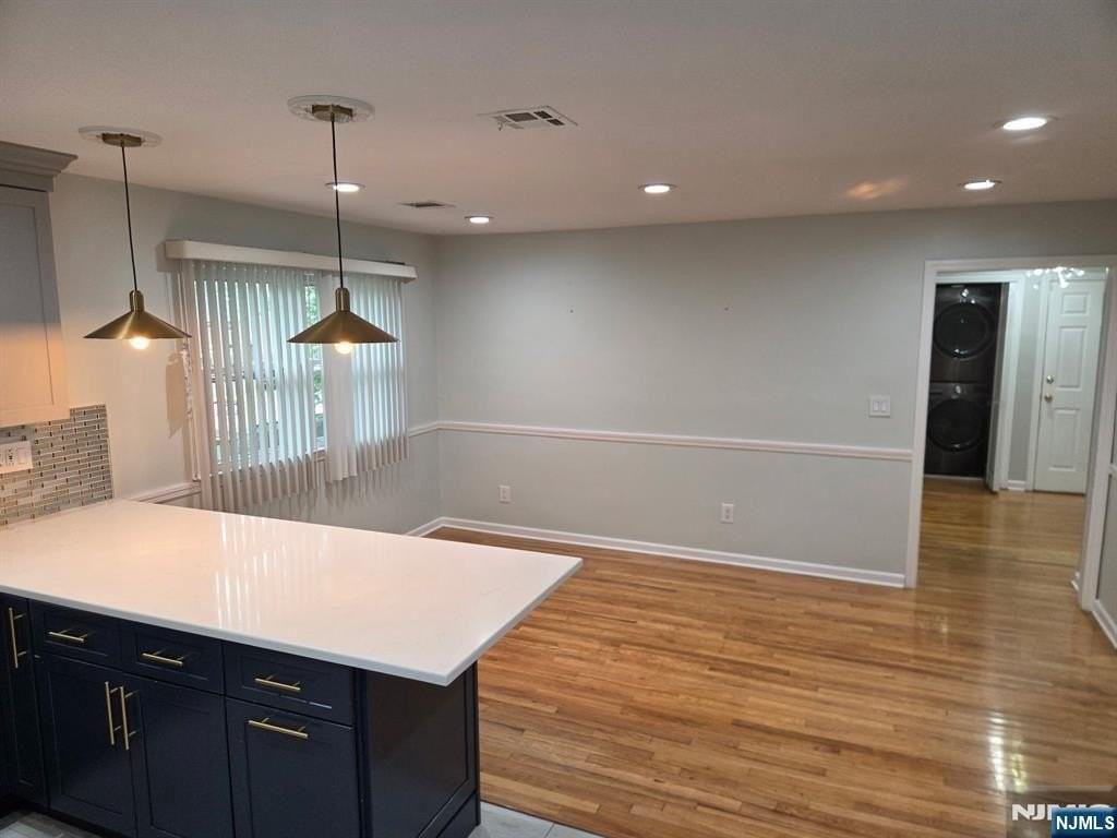 689 Gates Ter - Photo 5 of 20