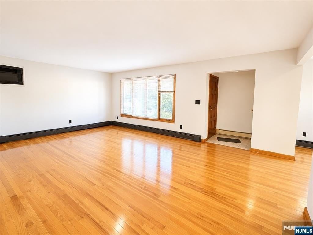 233 8th St #1 - Photo 7 of 19
