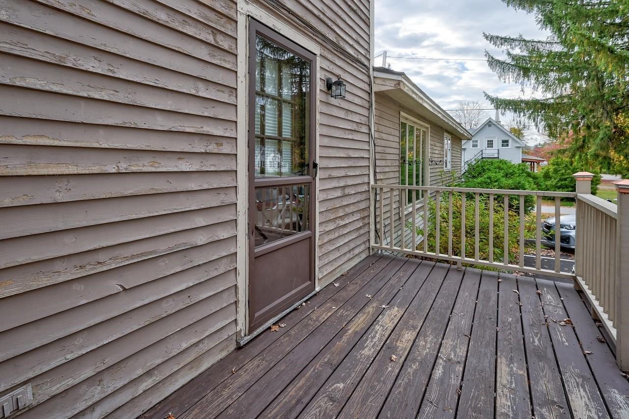 8 Chase Ave #3 - Photo 2 of 19