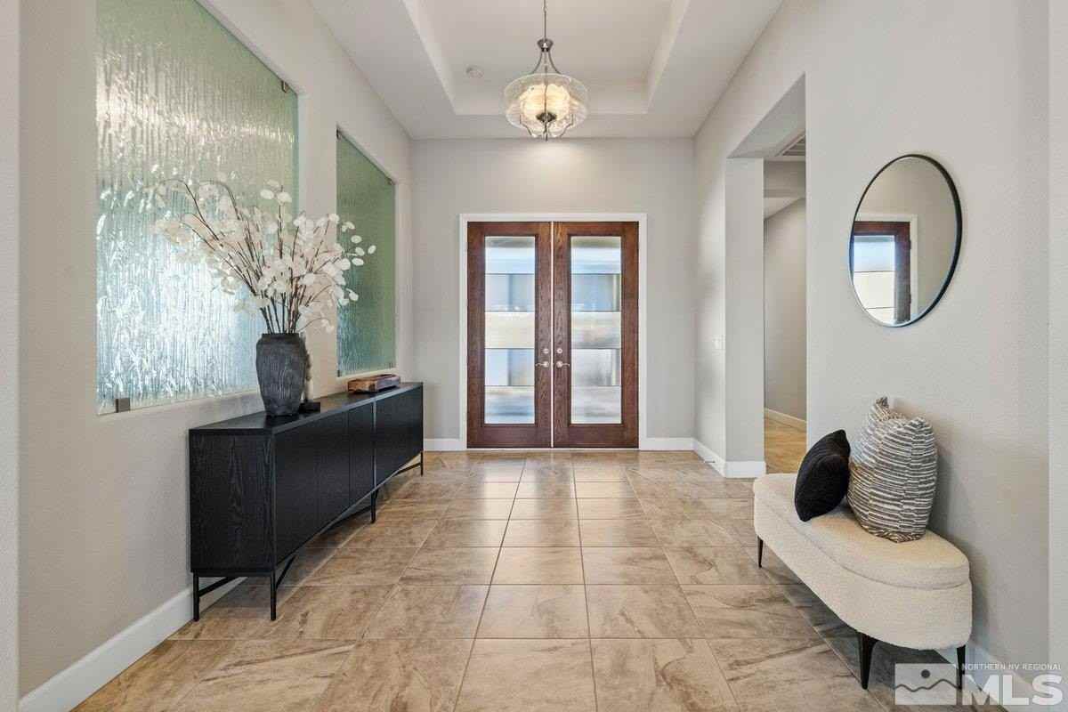 9915 Sea Breeze Ln - Photo 5 of 34
