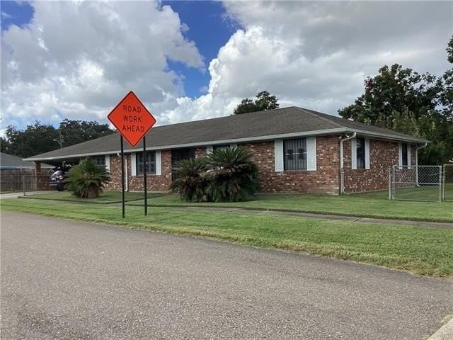 9201 Van Buren St - Photo 2 of 11