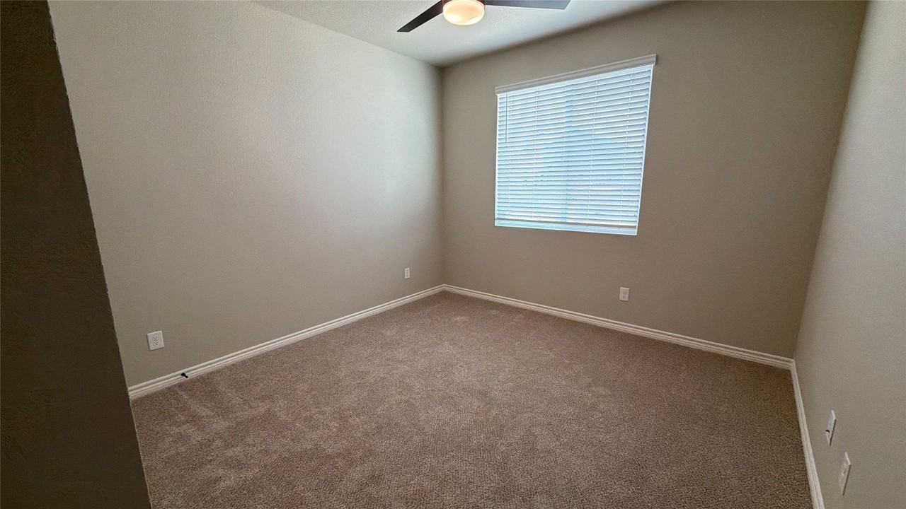 604 Vine St #144 - Photo 6 of 18