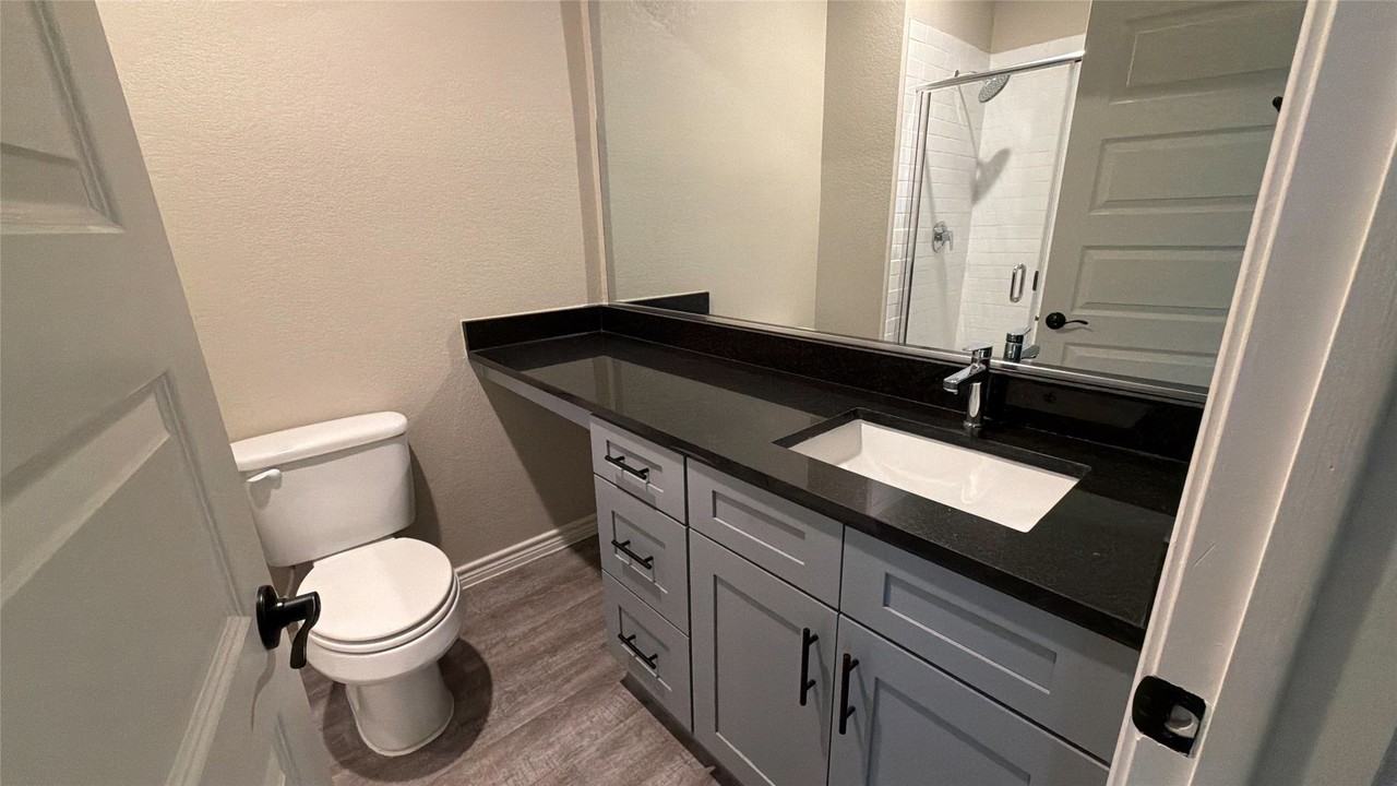 604 Vine St #144 - Photo 7 of 18