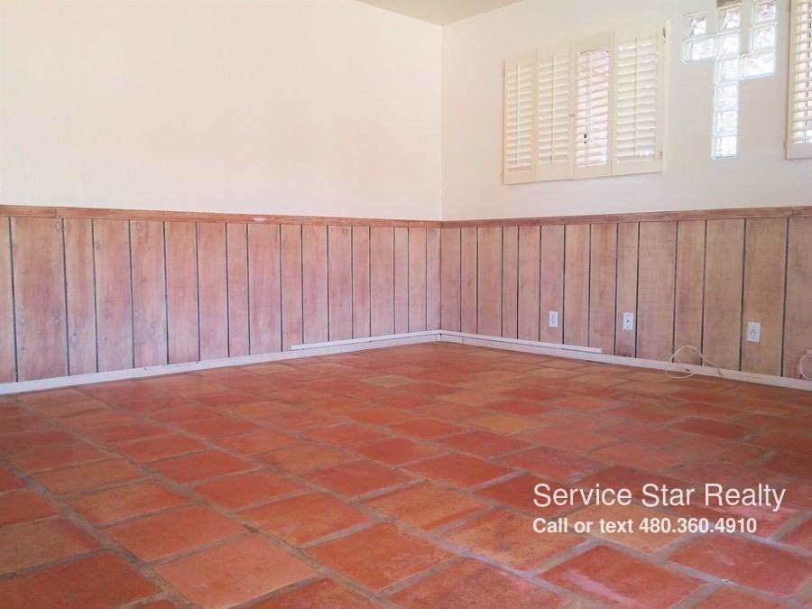 1422 E Yucca St - Photo 3 of 23