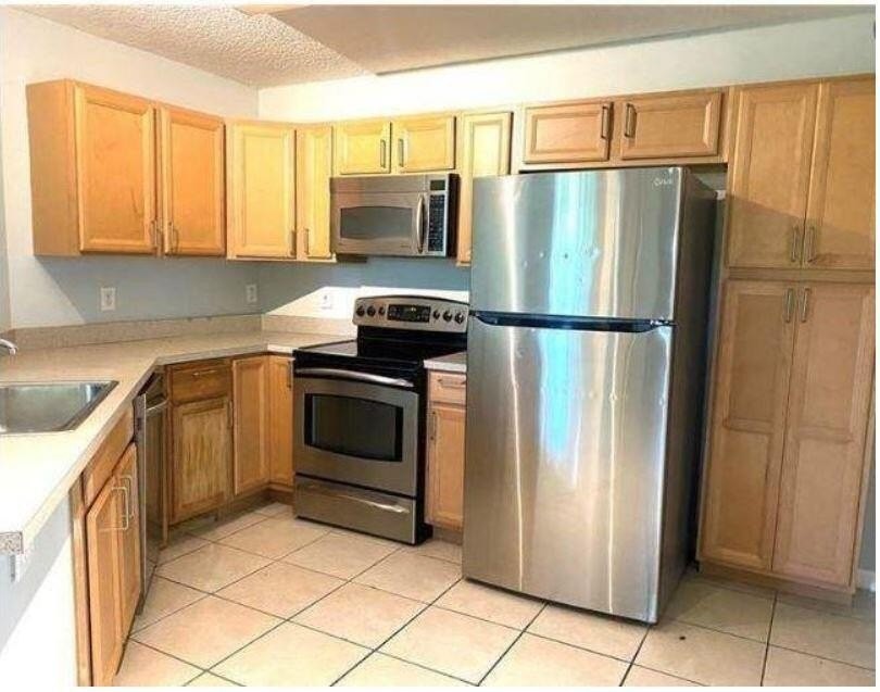 3995 W Mcnab Rd #B103 - Photo 6 of 15