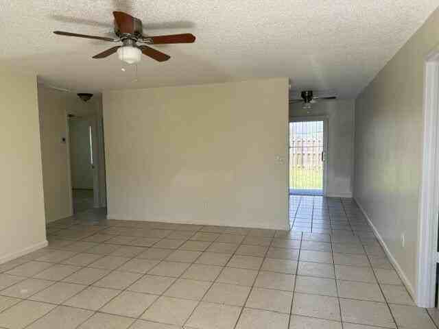 4839 Gulfstream Rd - Photo 3 of 13