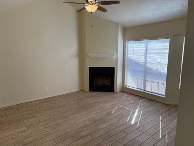 2715 Selman Dr - Photo 3 of 15