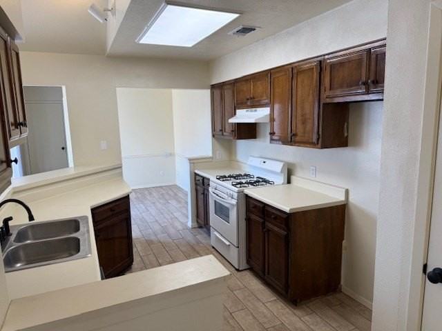 2715 Selman Dr - Photo 5 of 15