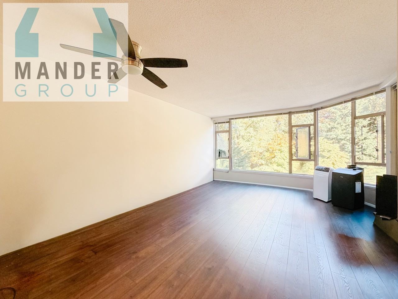 1327 East Keith Road - Photo 4 of 20