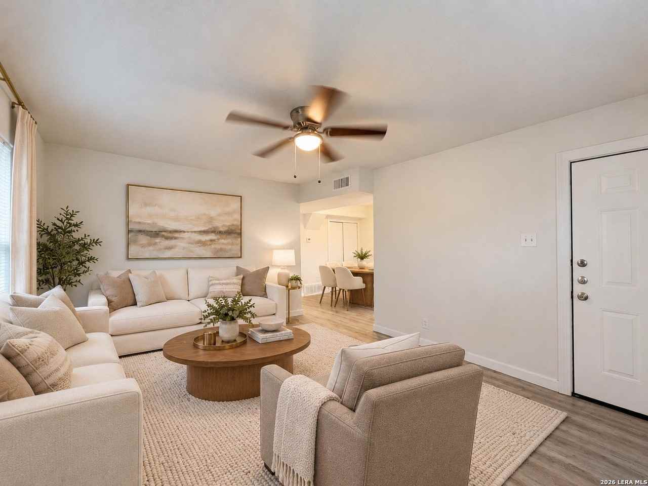 7842 Pony Ln - Photo 3 of 42