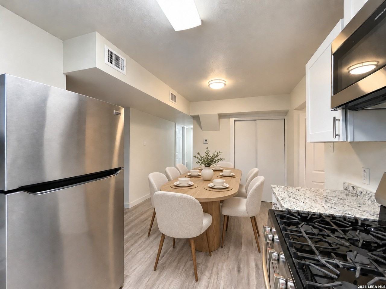 7842 Pony Ln - Photo 4 of 42