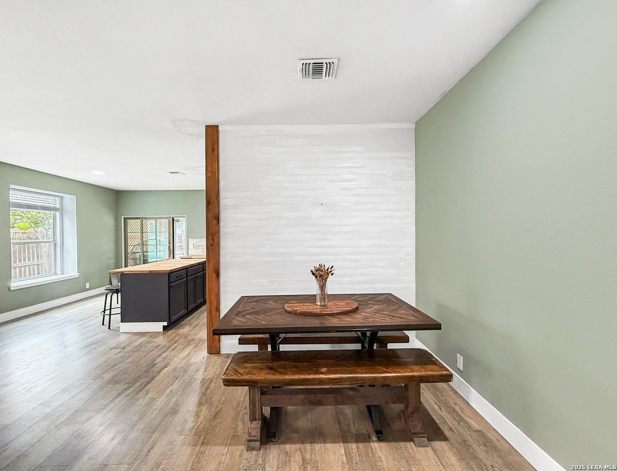 117 Wright Lndg - Photo 5 of 26