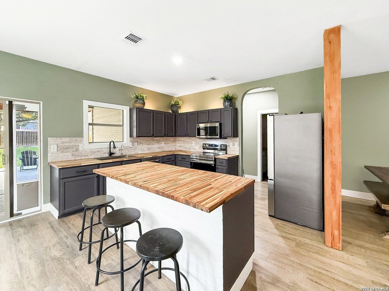 117 Wright Lndg - Photo 6 of 26
