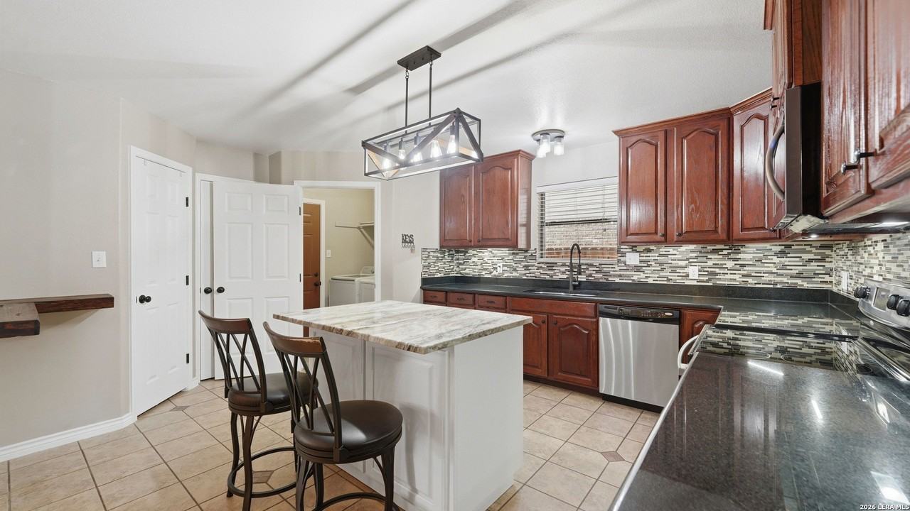 948 Divine Way - Photo 2 of 21