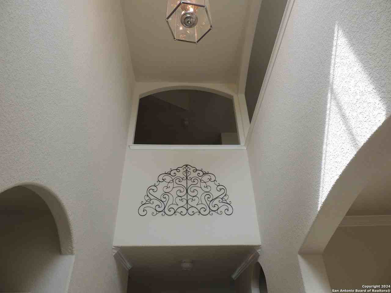 345 Maple Way - Photo 4 of 12