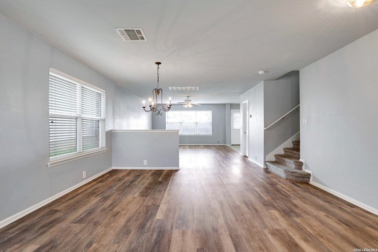 9510 Hanover Cv - Photo 4 of 27