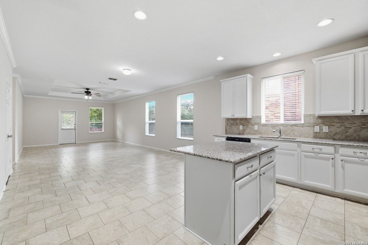 14003 Laurel Br - Photo 3 of 27