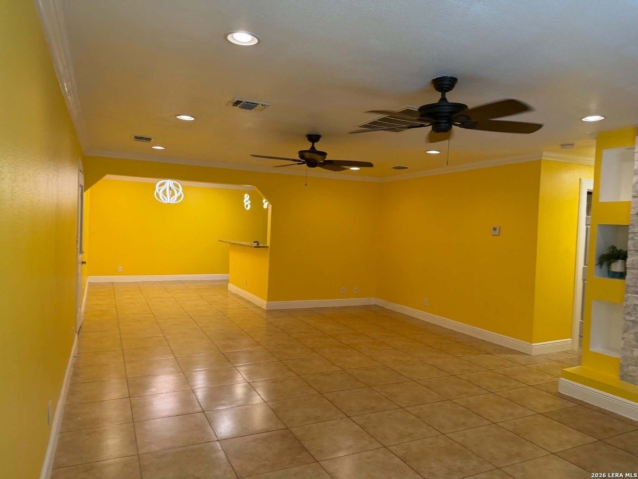 5551 Knoll Krest Dr - Photo 2 of 21
