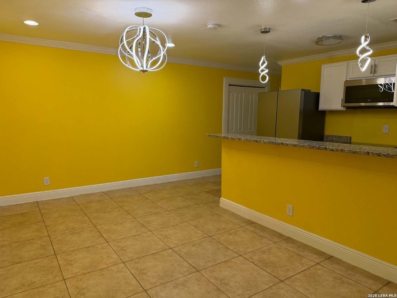 5551 Knoll Krest Dr - Photo 3 of 21