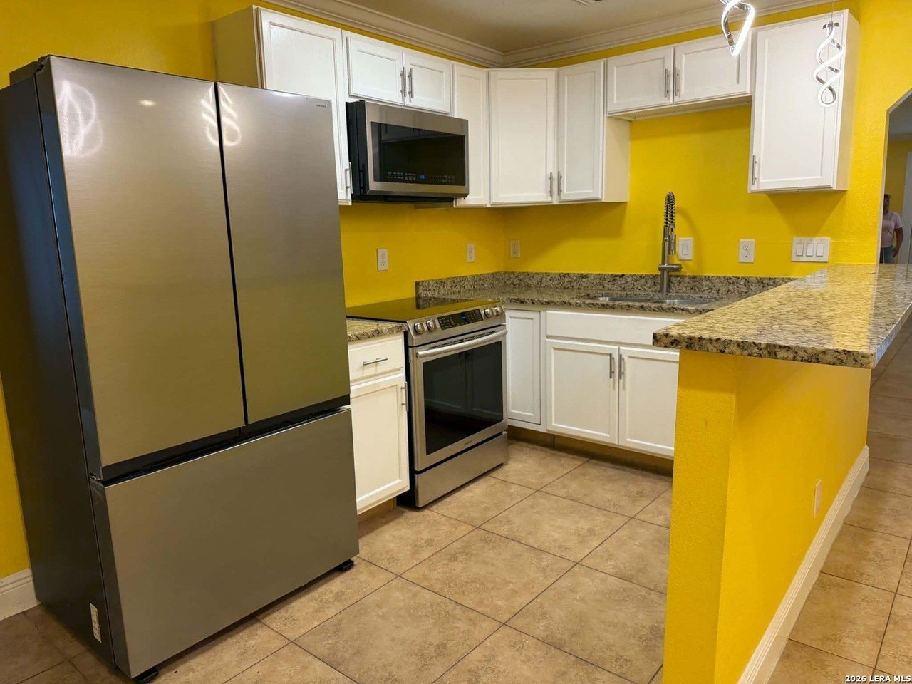 5551 Knoll Krest Dr - Photo 5 of 21