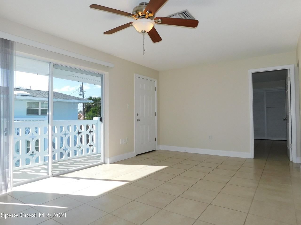 308 Buchanan Ave #8 - Photo 4 of 11