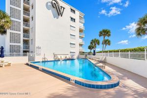 featured image of 555 Fillmore Ave #105