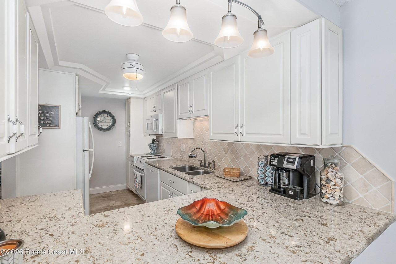 555 Fillmore Ave #105 - Photo 3 of 26