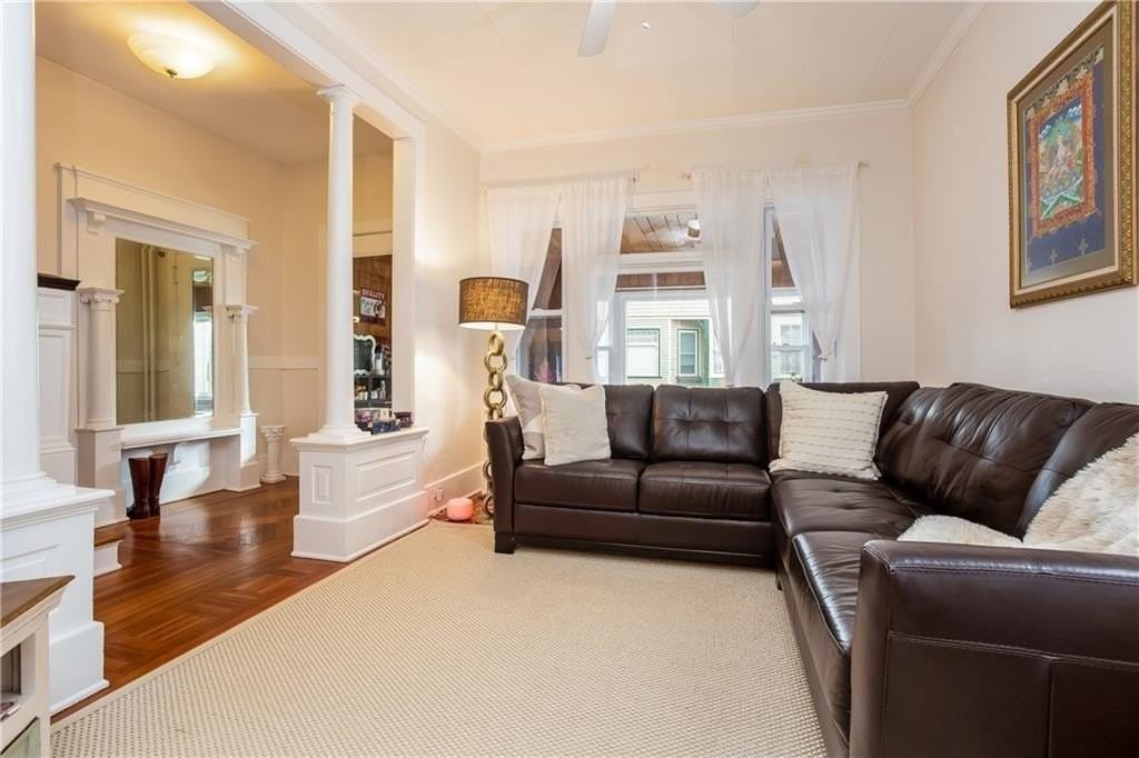 8 Wesley St - Photo 7 of 29
