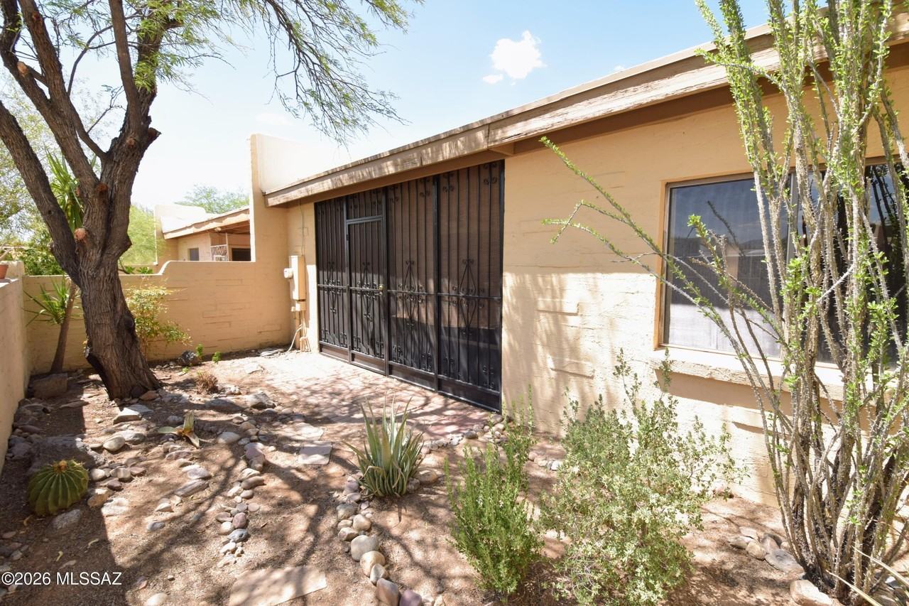 3277 W Moondance Way - Photo 6 of 29
