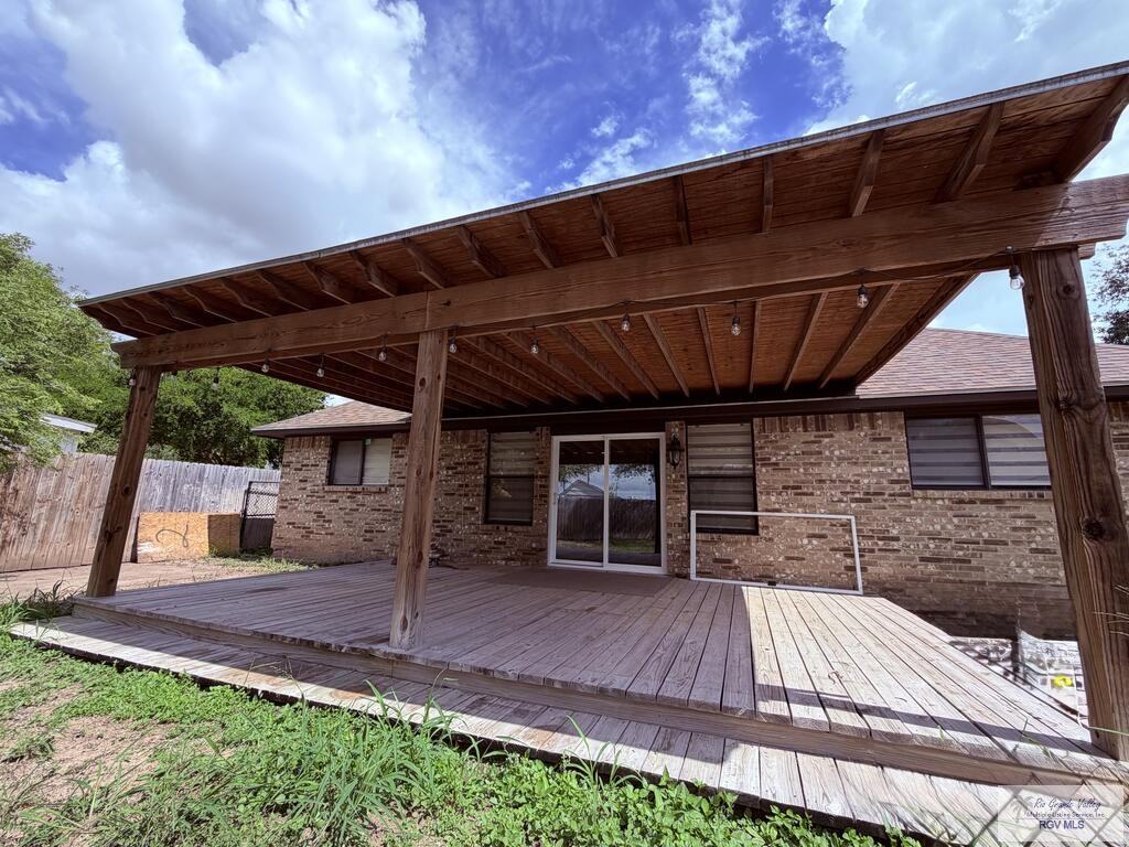 605 Torreon Dr - Photo 6 of 27