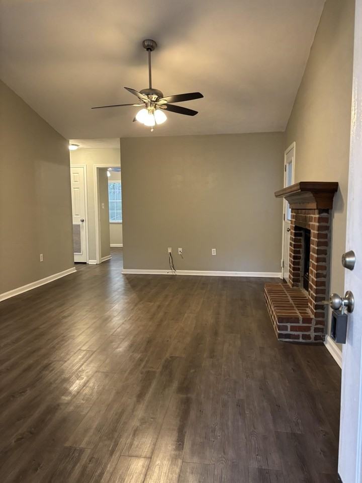 2313 Tuscavilla Rd - Photo 2 of 38