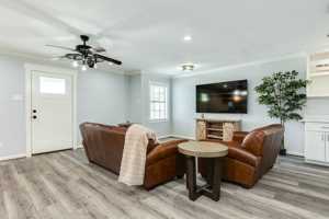 featured image of 5507 Menard Ave