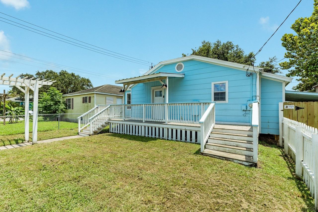 5507 Menard Ave - Photo 4 of 25
