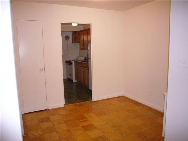 4936 Battery Ln #4936-1 - Photo 4 of 17