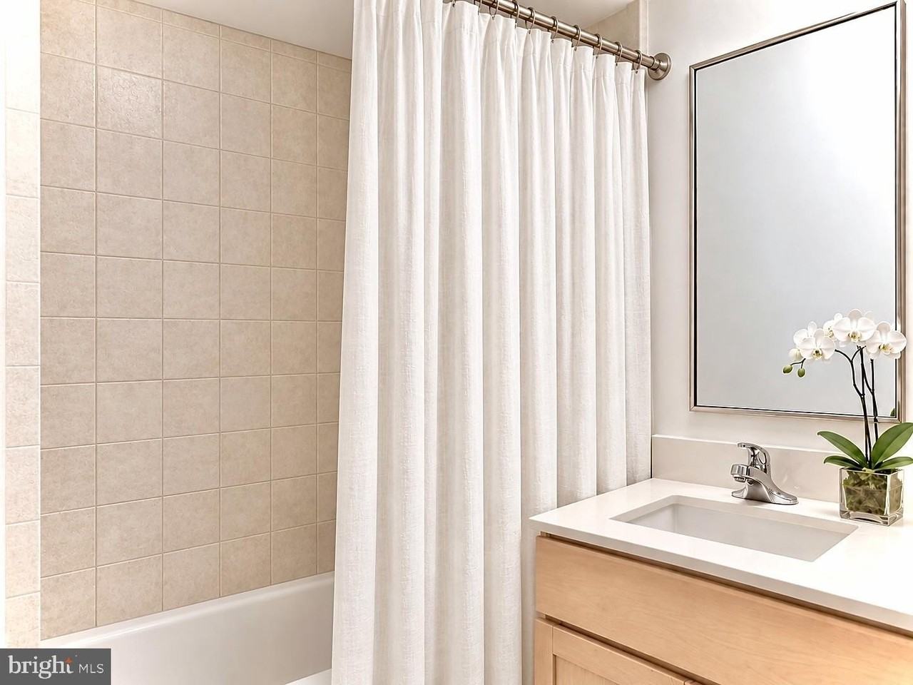 800 4th St Sw #S205 - Photo 6 of 14