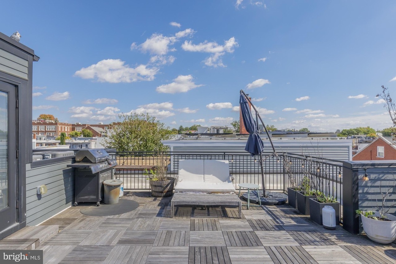 646 Newton Pl Nw #303 - Photo 4 of 27