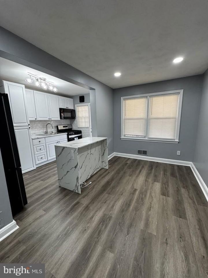 2148 Vailthorn Rd - Photo 4 of 17