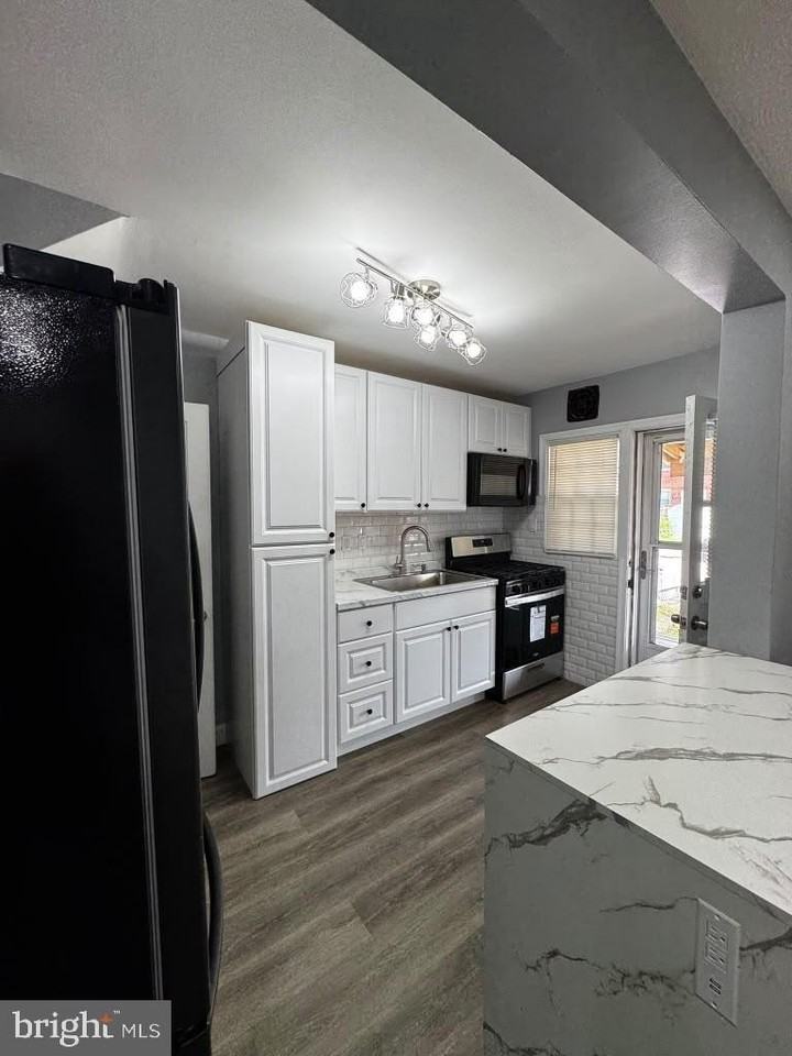 2148 Vailthorn Rd - Photo 5 of 17