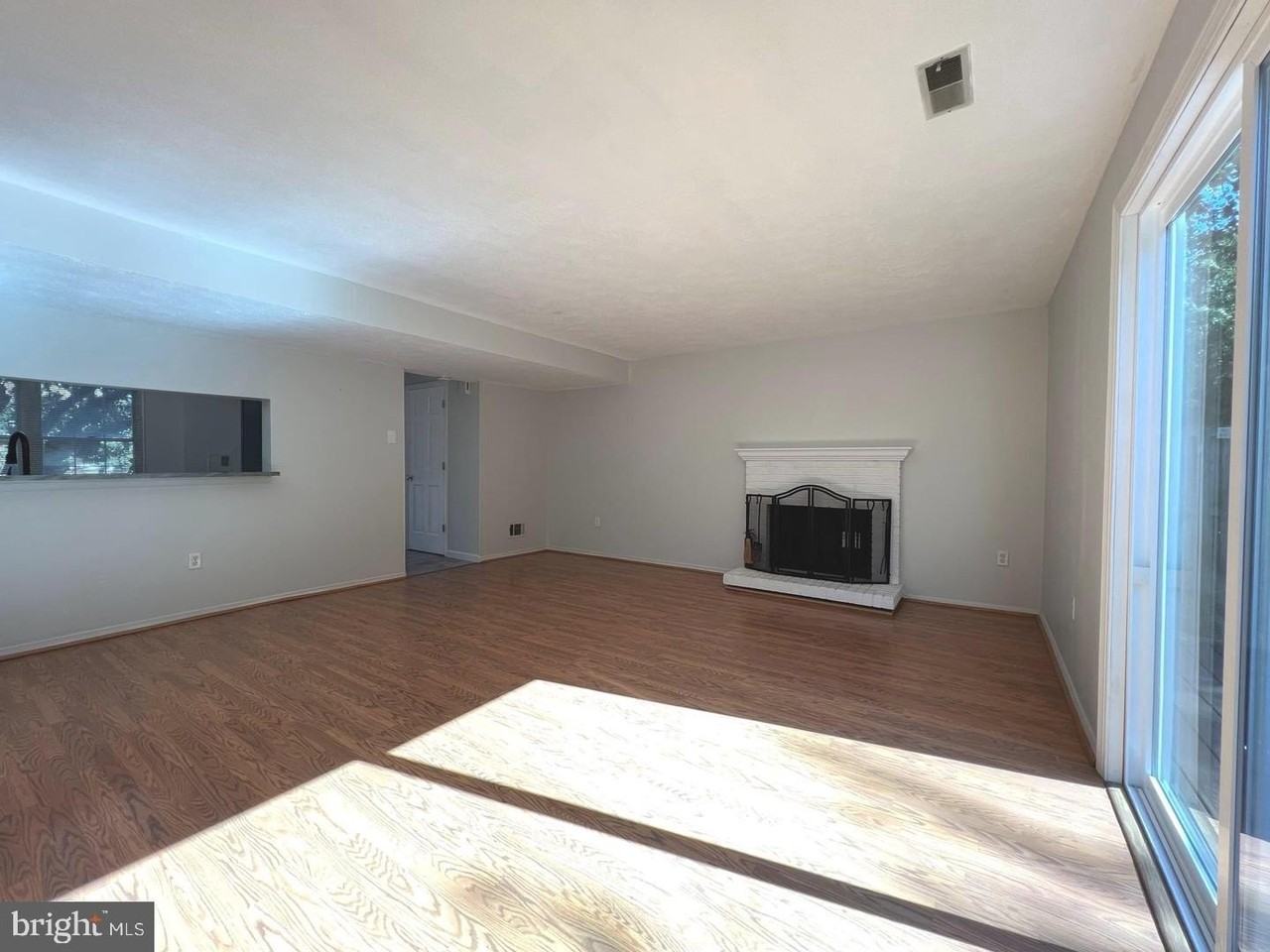 9416 Fitzharding Ln - Photo 6 of 19
