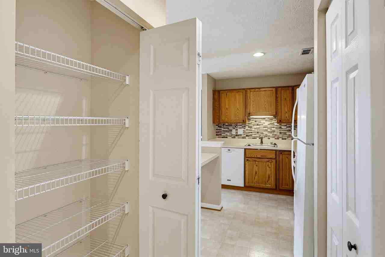 2102 Whitehall Rd #1C - Photo 7 of 34